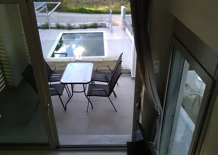 招待所 Divine Luxury