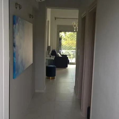 Divine Luxury بيت ضيافة توروني