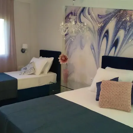 בית הארחה Divine Luxury 4*