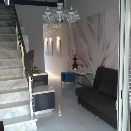 Divine Luxury 4* טורוני